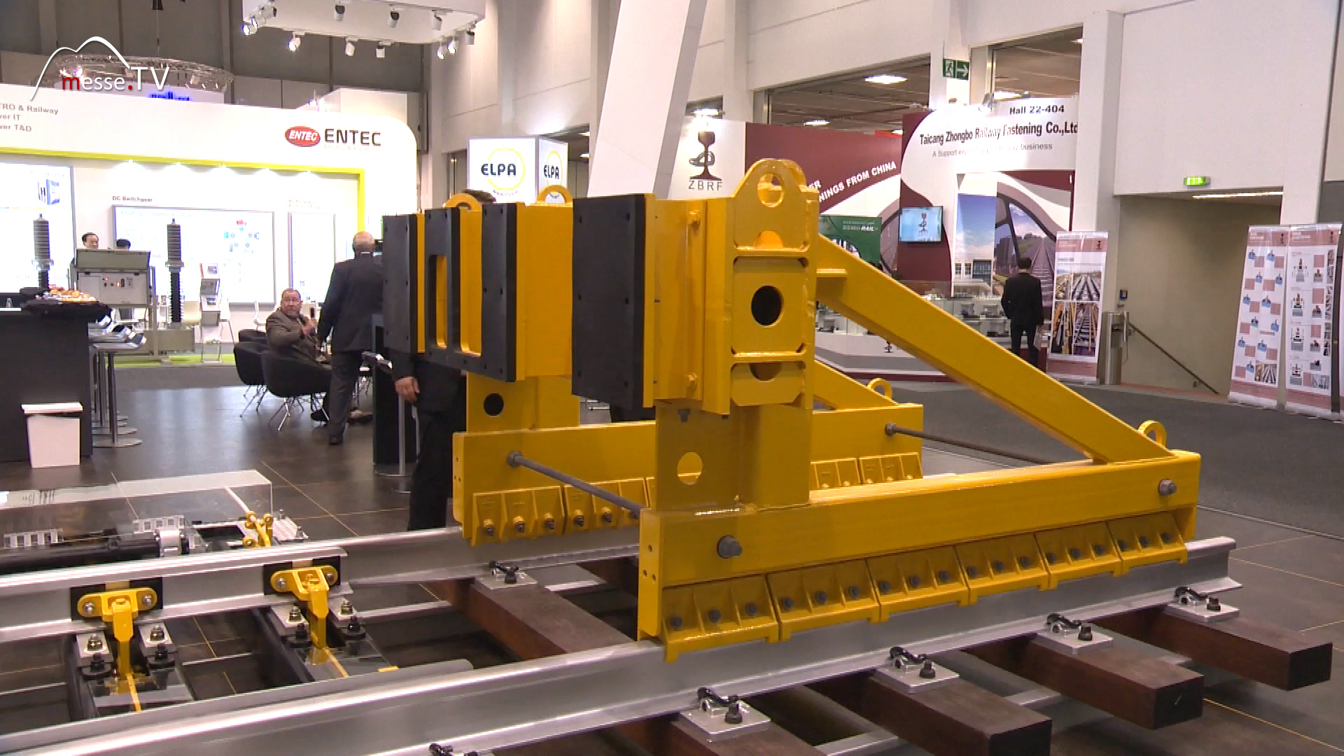 Progress Rail Caterpillar Buffer Stop innotrans Berlin