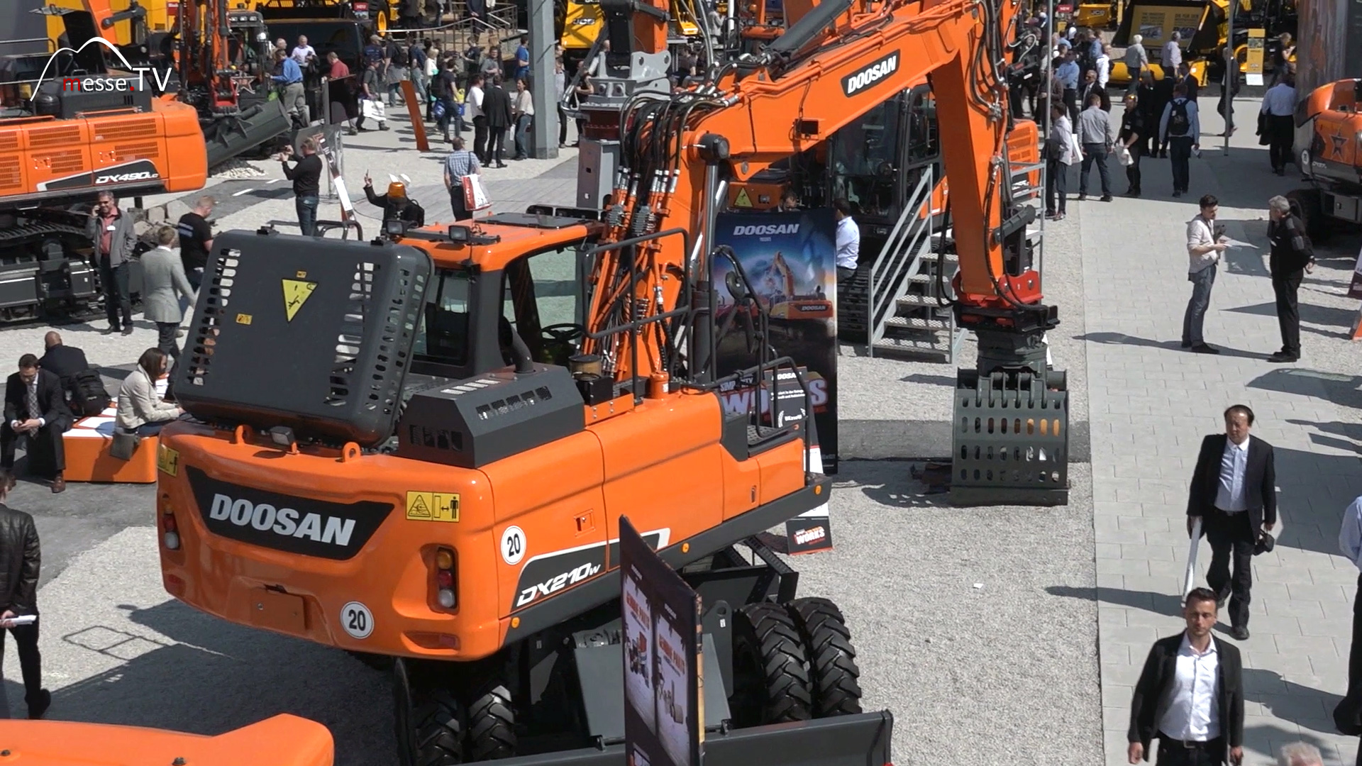 Doosan Bagger Freigelände bauma Messe München