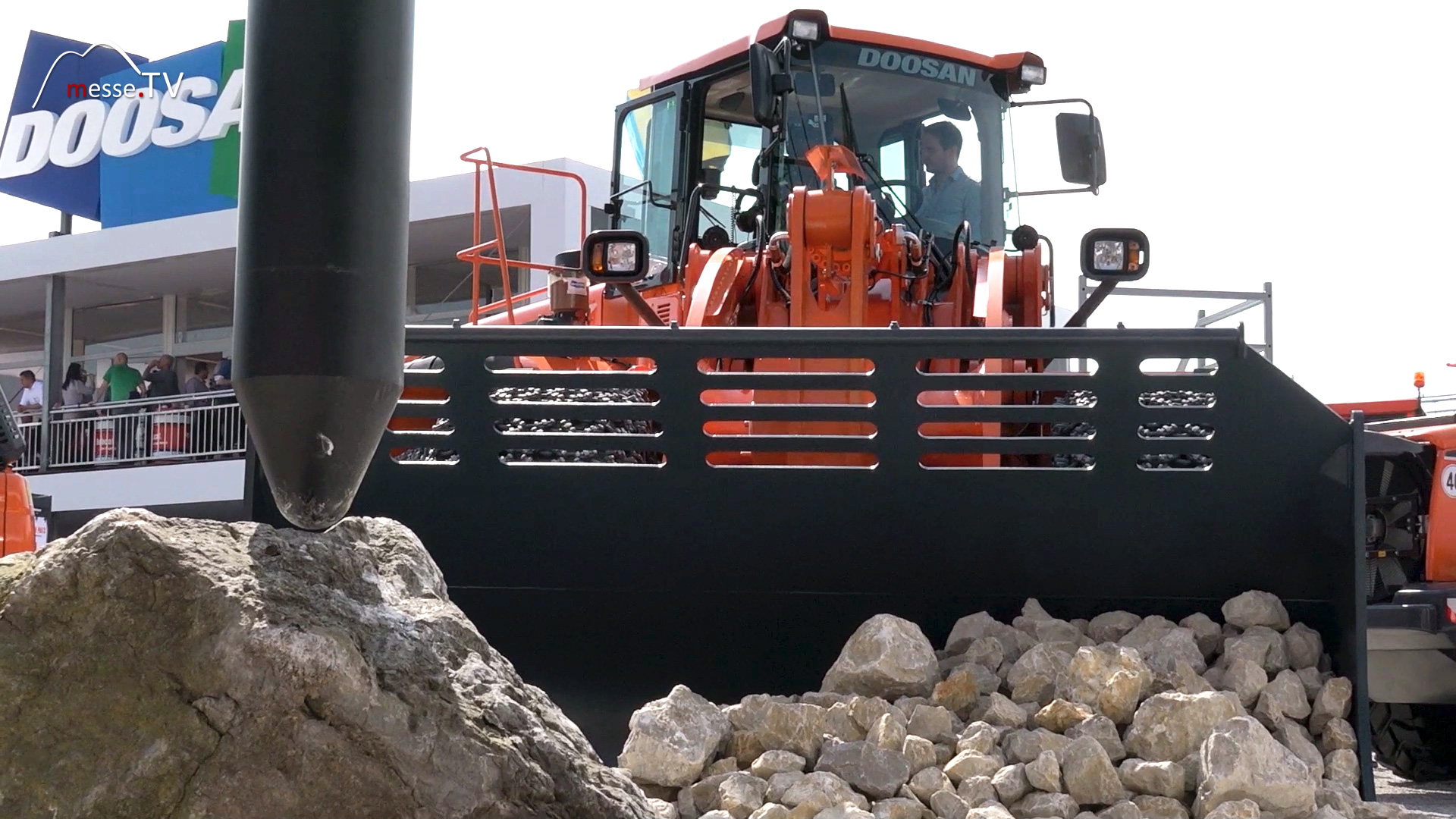 Doosan Baumaschinen Freigelände bauma 2016 Messe München