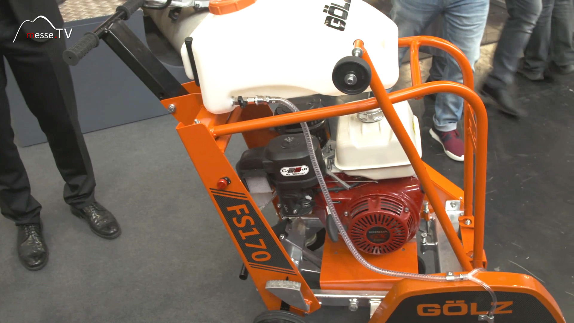 Goelz Fugenschneider Baufachmesse bauma