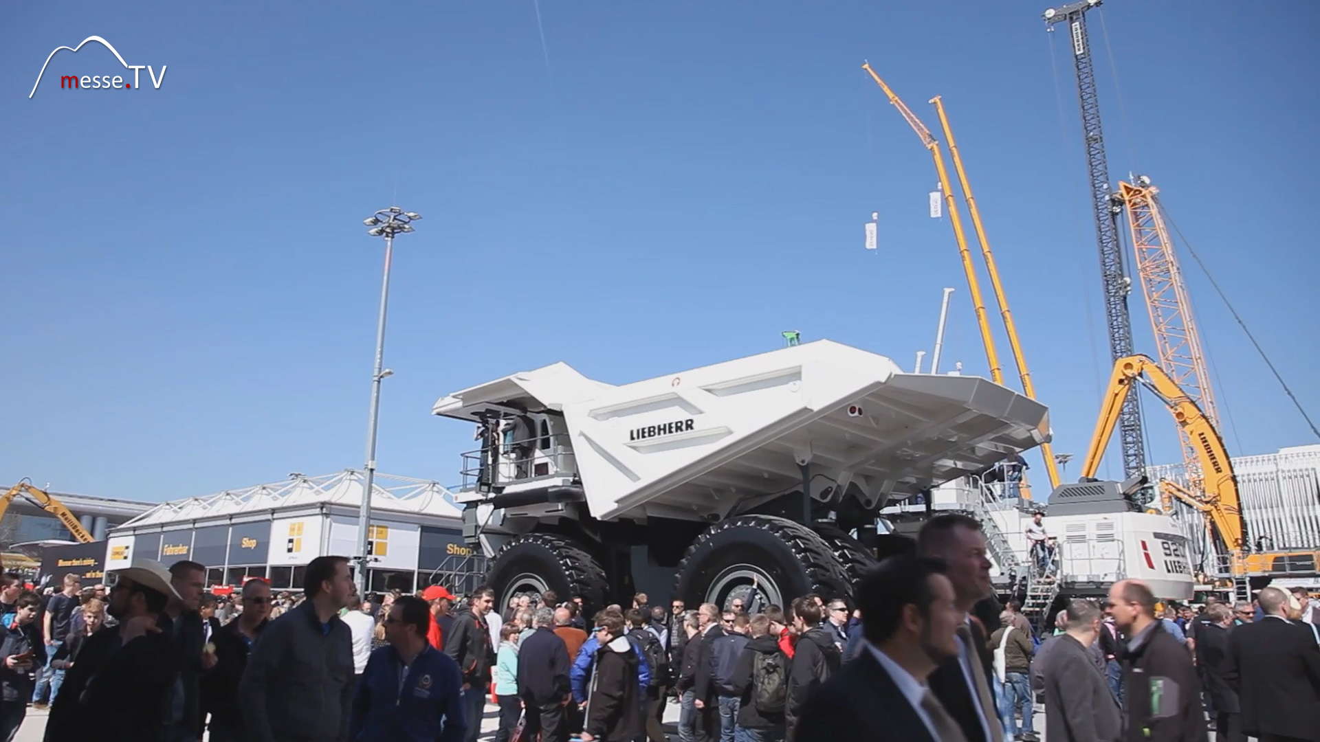 Mega Kipper Liebherr bauma 2016 Messe München