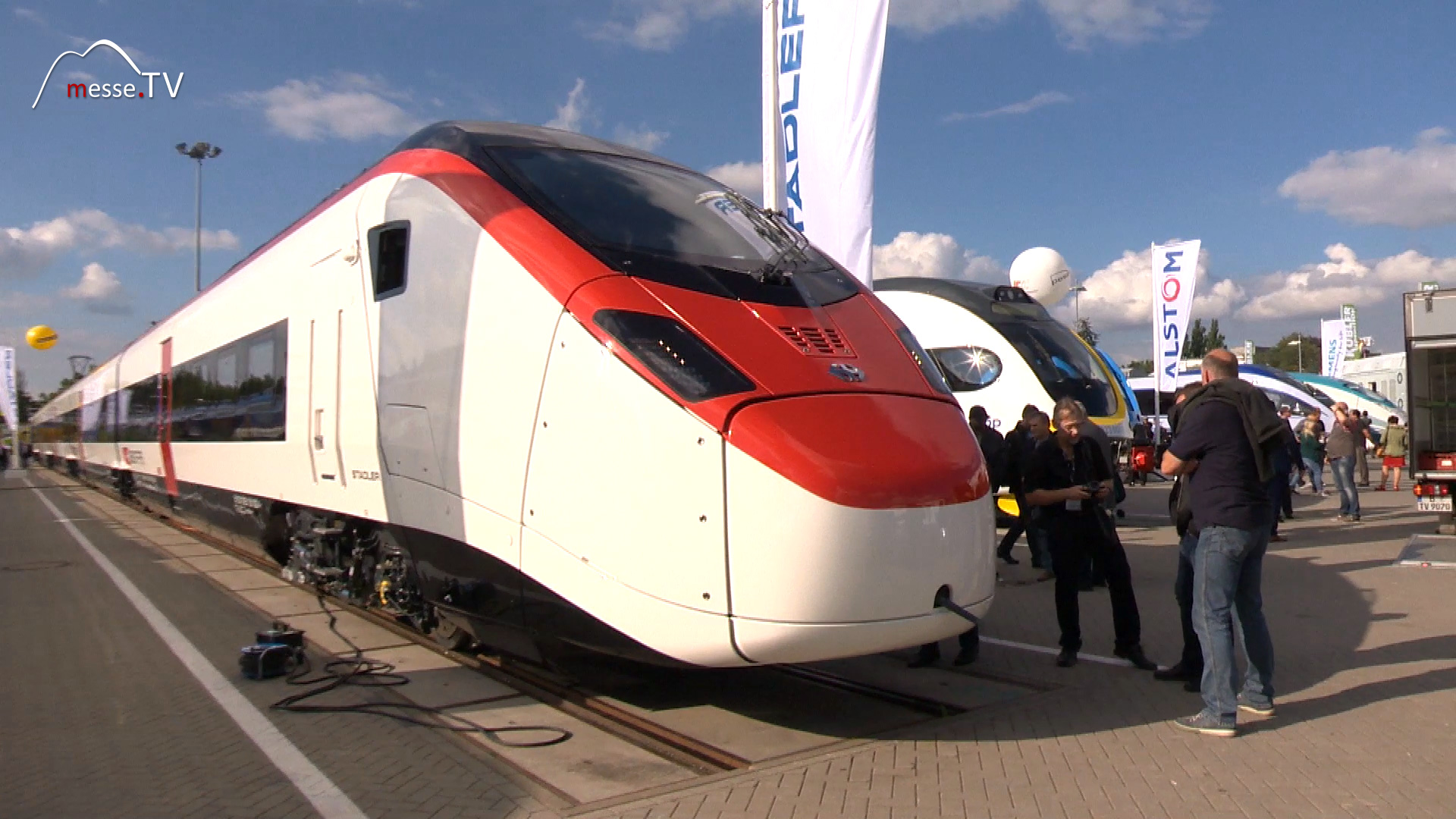Schweizer Hochgeschwindigkeitszug EC250 Stadler Zuege innotrans 2016