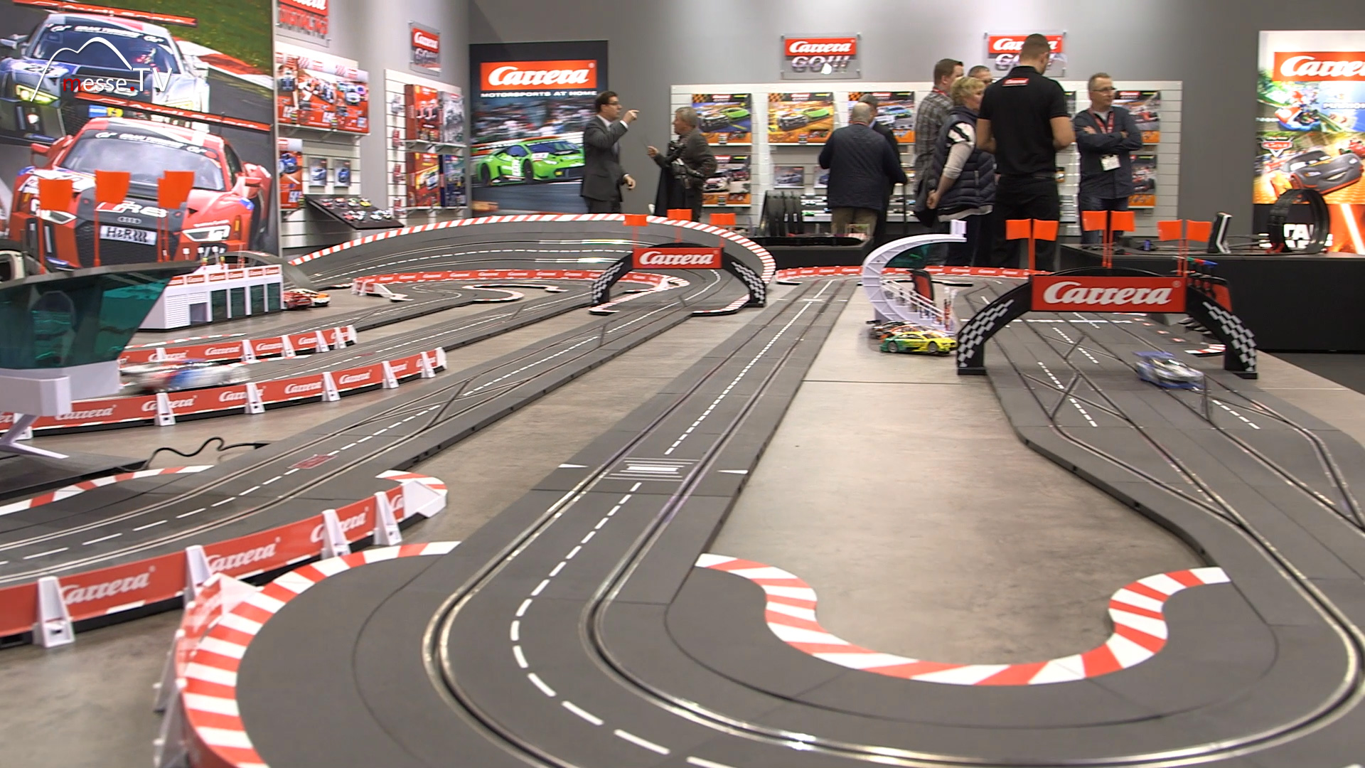 Carrera Rennbahn Spielwarenmesse 2016