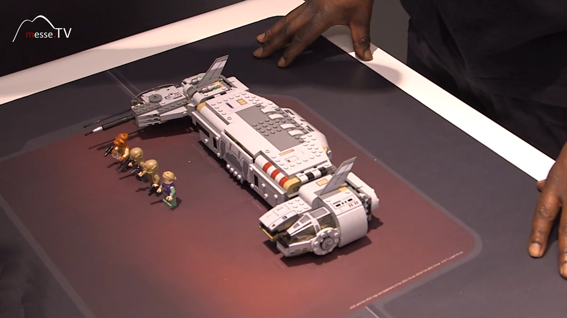 Resistance Troop Transporter von LEGO