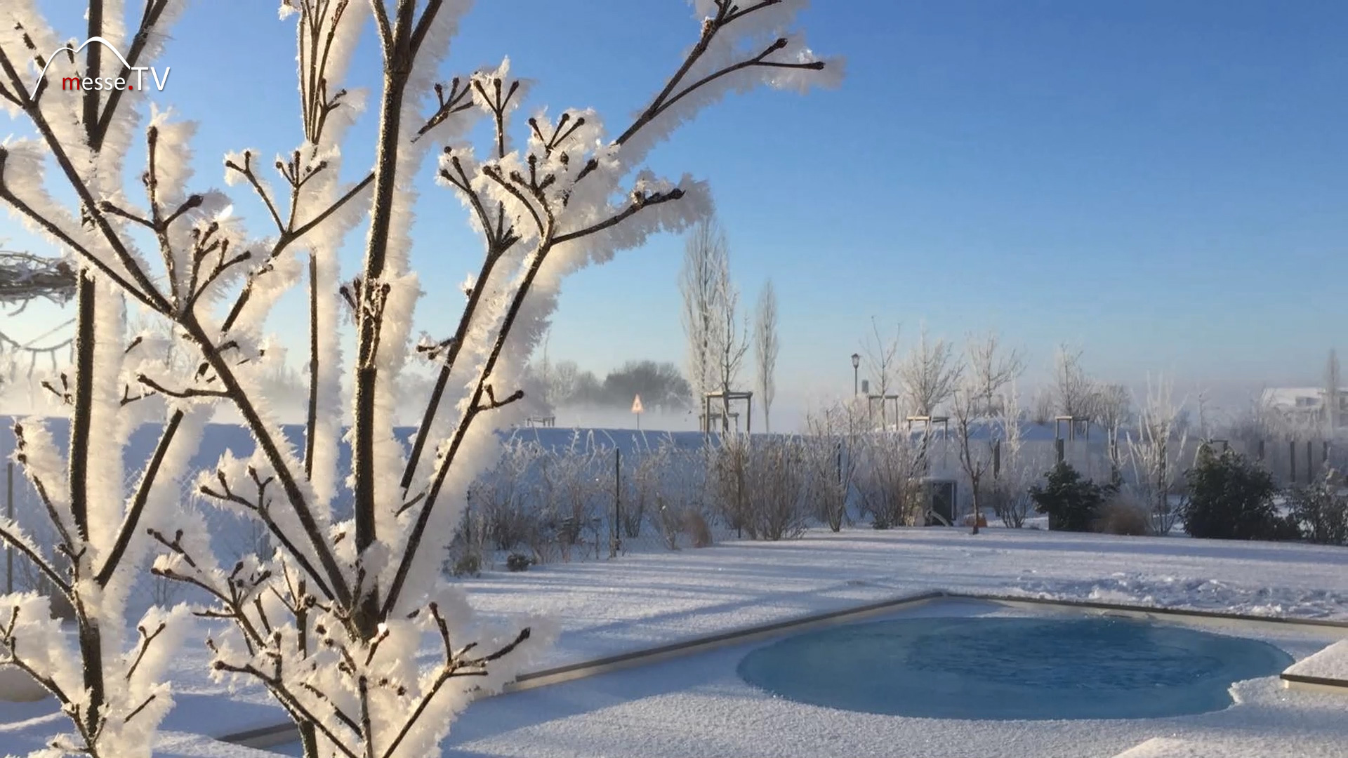 Pool im Winter