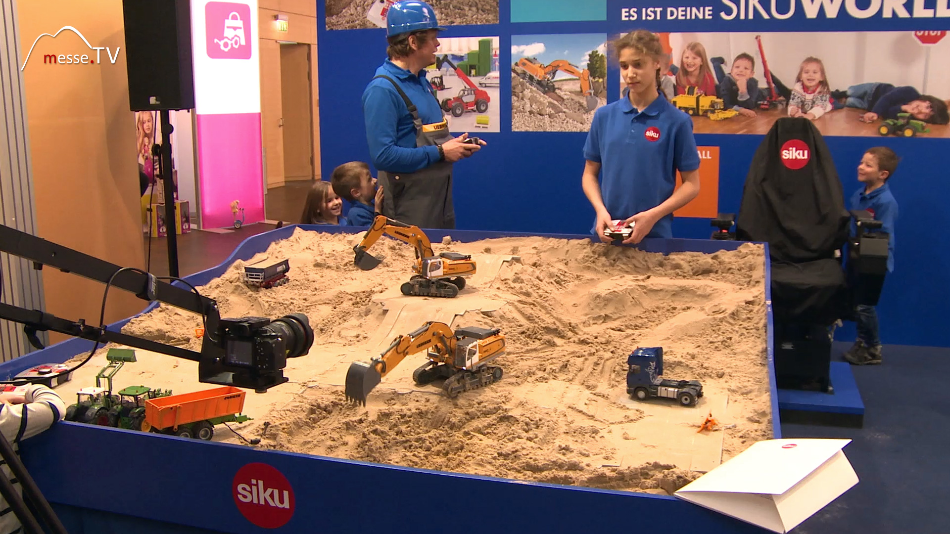 Baggern Spielen Siku control Sandkasten Spielwarenmesse Nuernberg