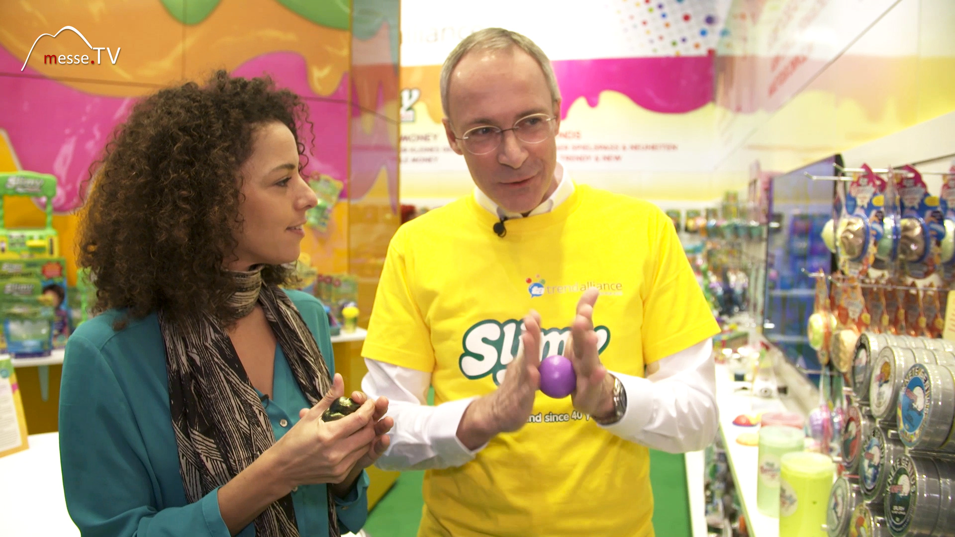 MesseTV Interview Roman Walcher Slimy Intelligente Knete Spielwarenmesse