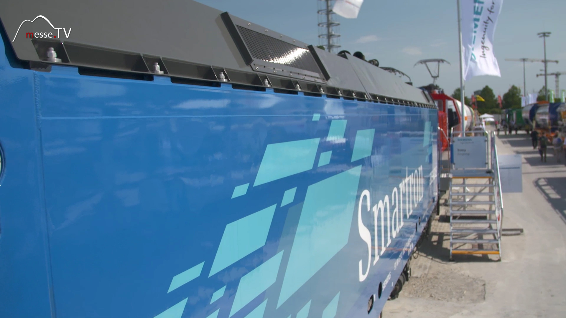 Siemens Smartron Lokomotive Freigelaende Messe Muenchen