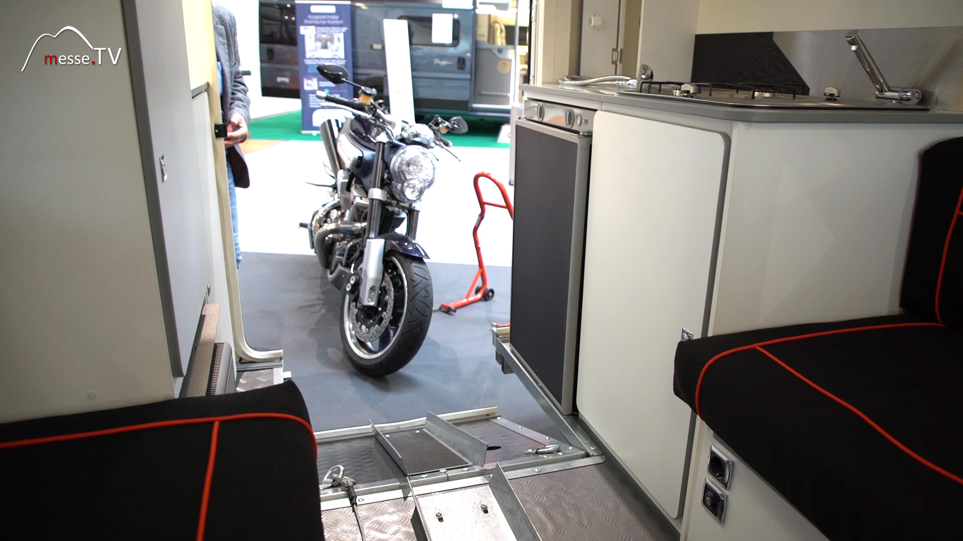 Wohnwagen Racing 300 Rampe Motorradtransport Caravan Service Neuhaus