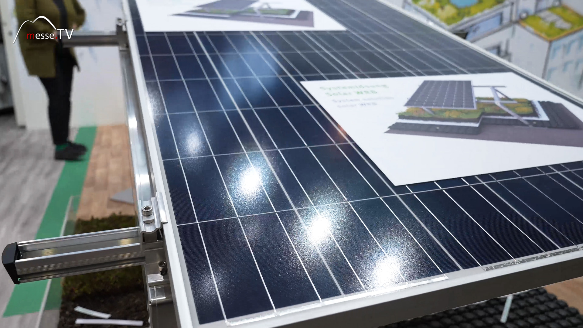 Bessere Solarproduktion mit kuehlender Dachbegruenung Optigruen