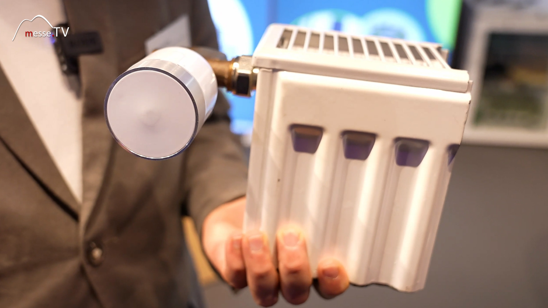 Raumbeheizung mit KI und smarten Thermostaten optimieren CO2 Emissionen einsparen Vilisto