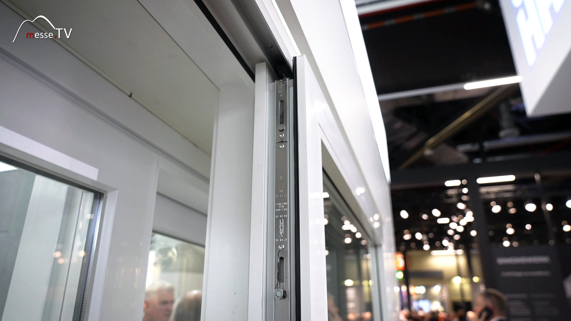 Metallteile Fensterrahmen Beschlagtechnik Fensterbau Frontale 2024