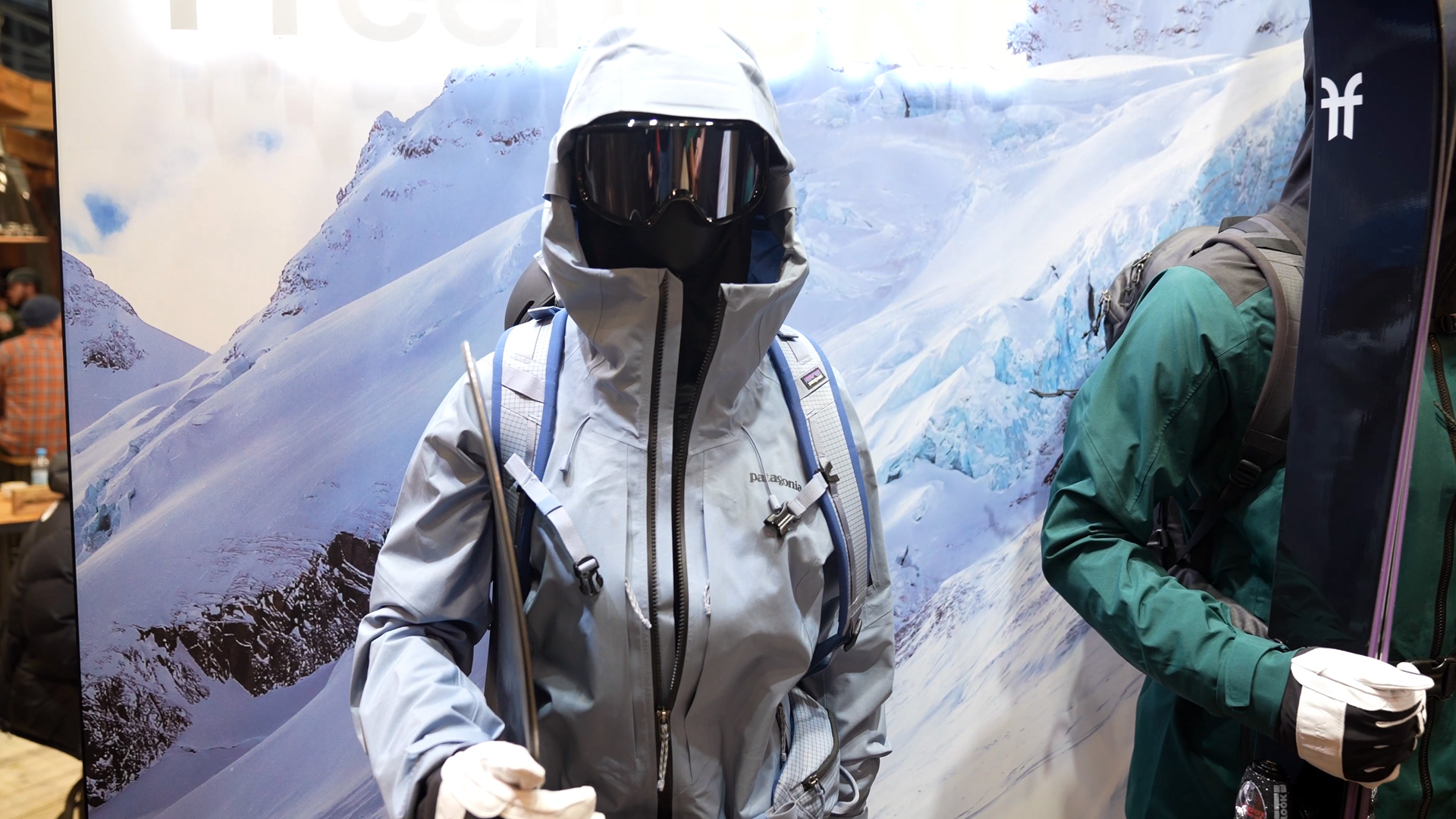 PowSlayer Freeride Kit funktionale Outdoor Kleidung Patagonia