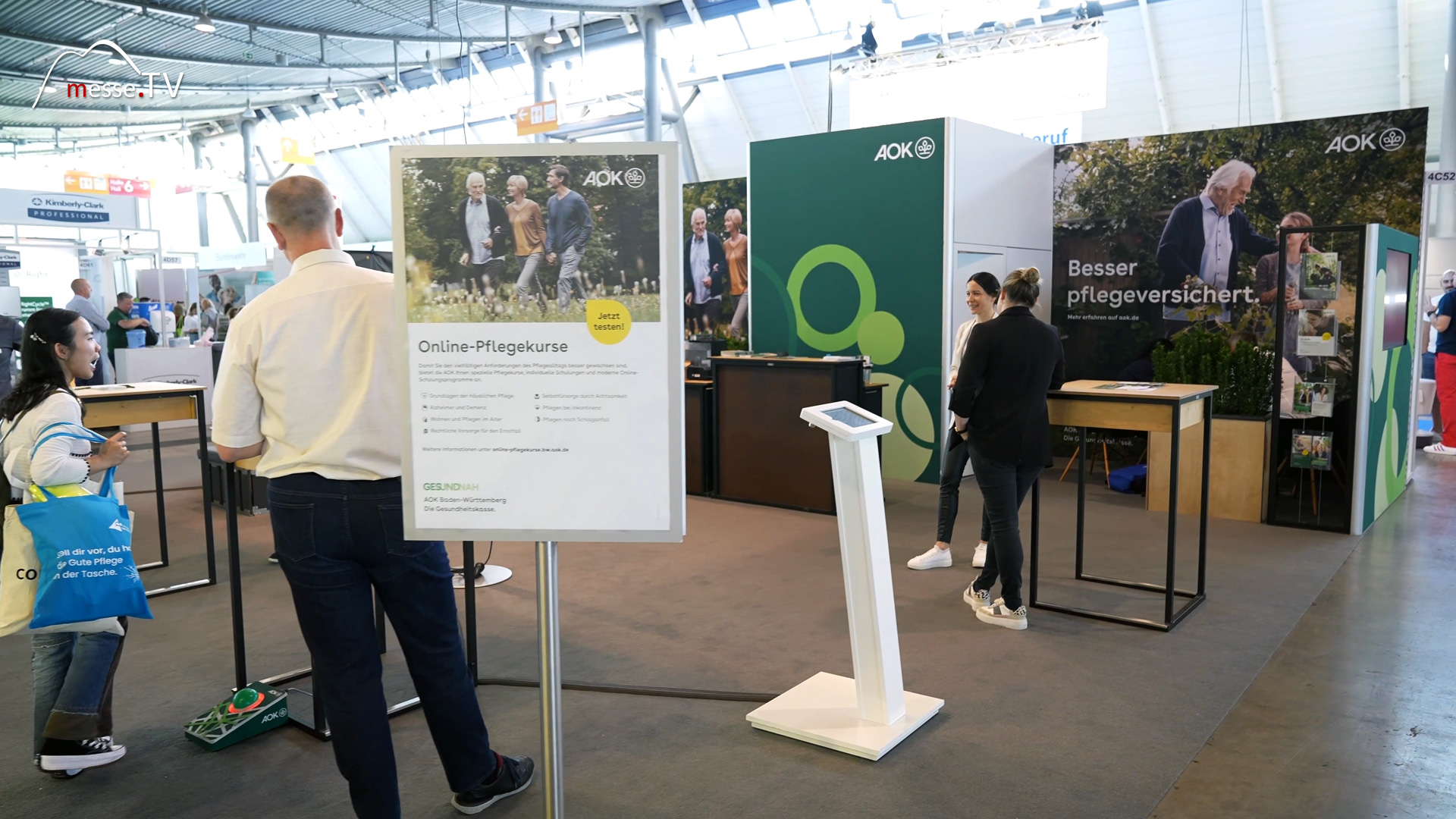 Pflegeangebote Kurse fuer haeusliche Pflege Demenz AOK