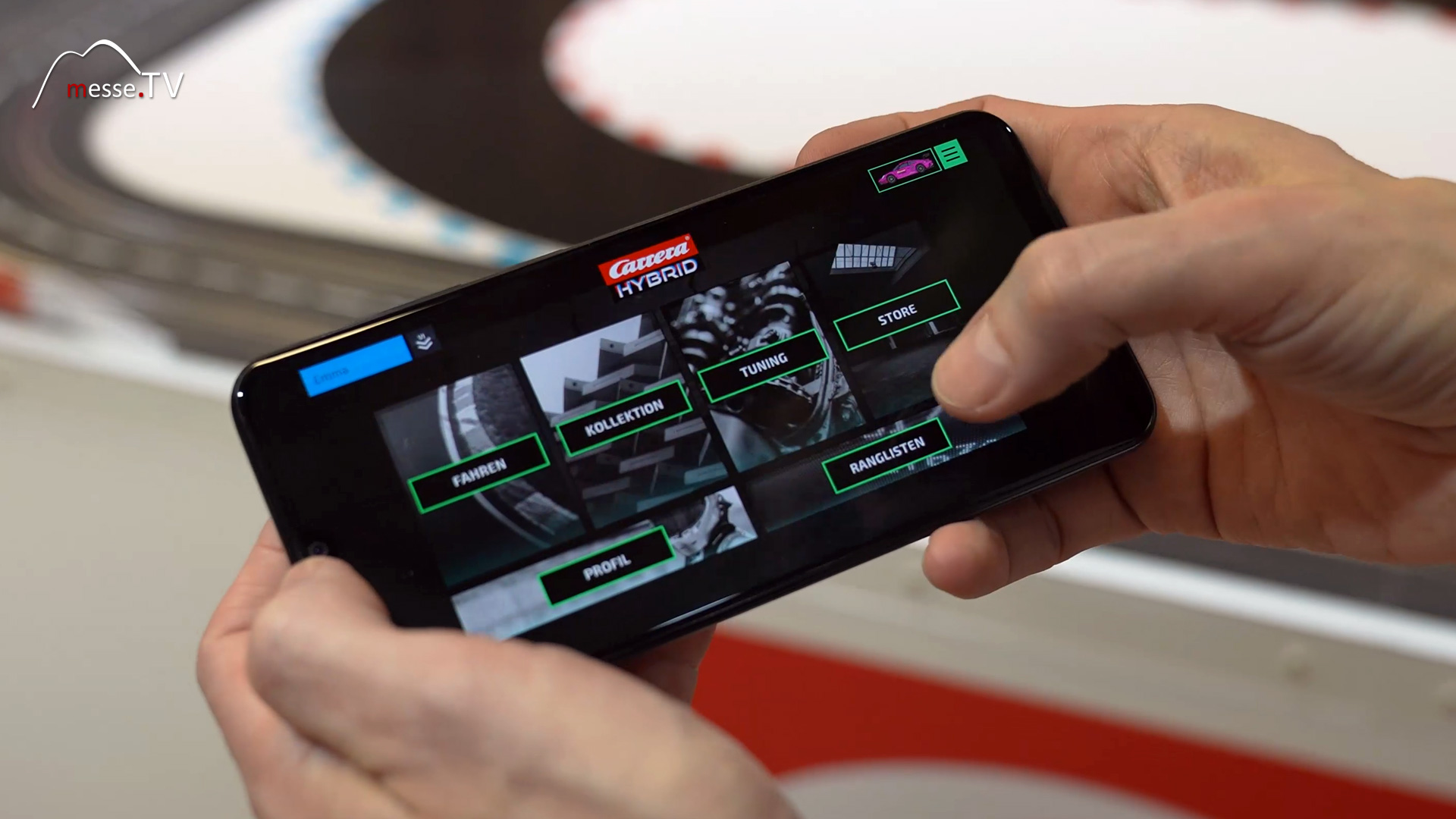 Hybrid KI Gaming Einstellungen Smartphone Carrera