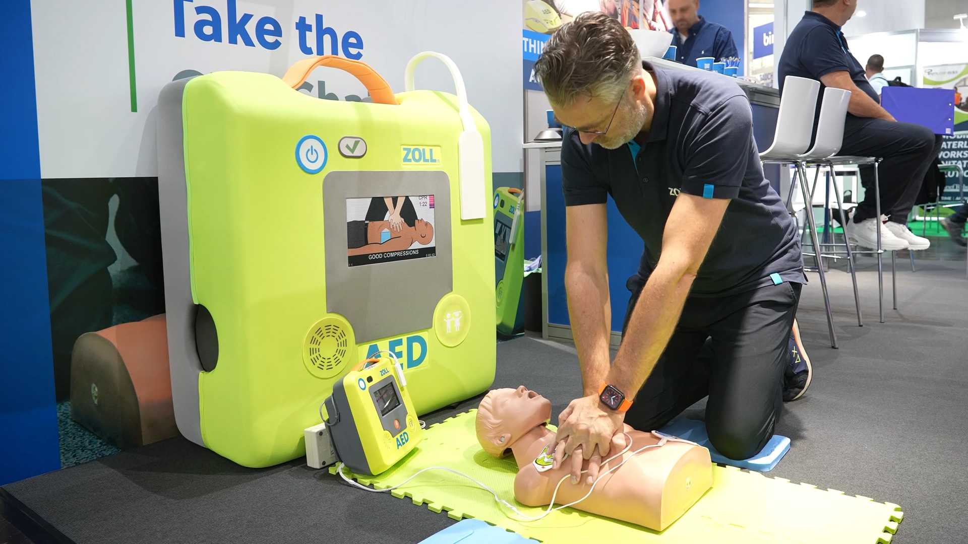 Lebensrettung bei Herzstillstand Echtzeit Coaching Zoll Medical