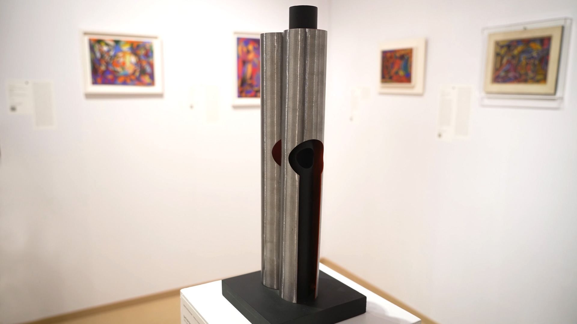 Stele Gerlinde Beck statische Bildhauerei