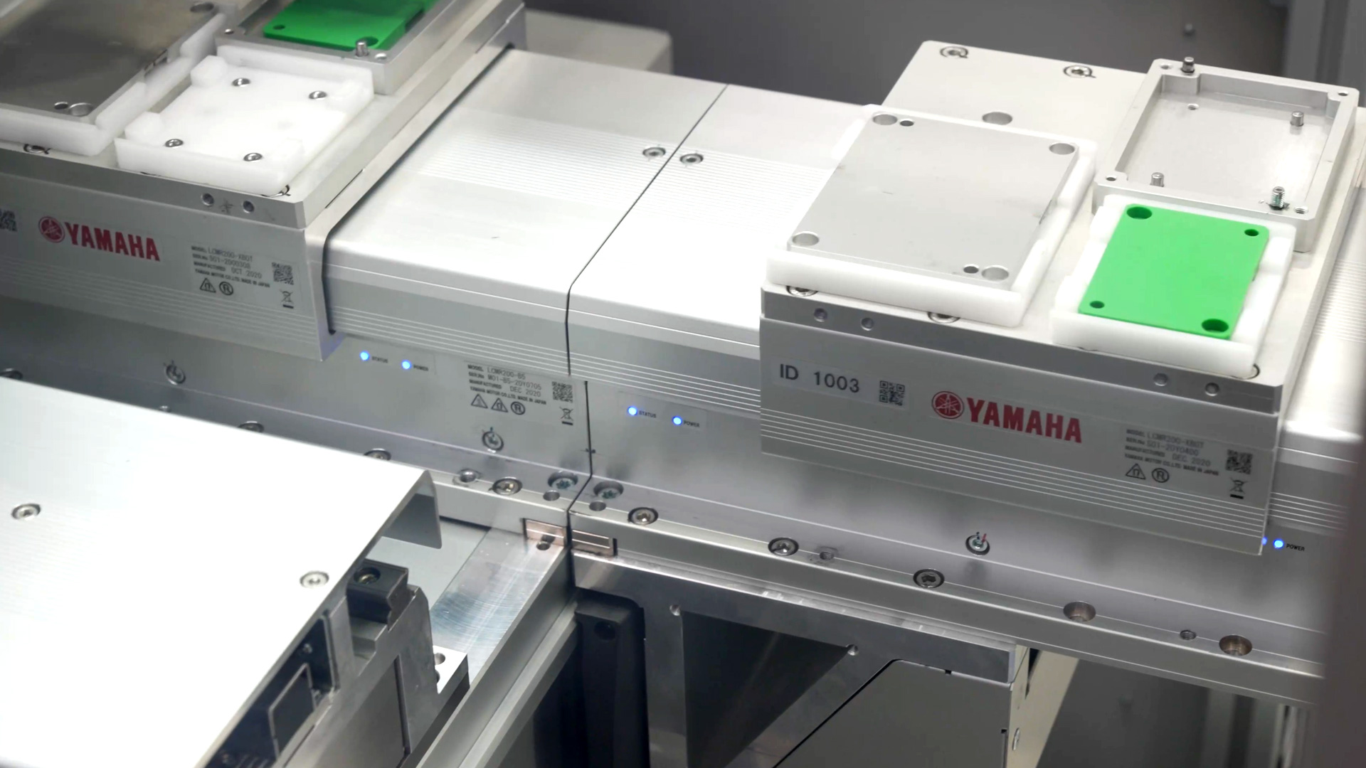 Demoanlage Assembly Line Festplatte kompakte Automation Yamaha