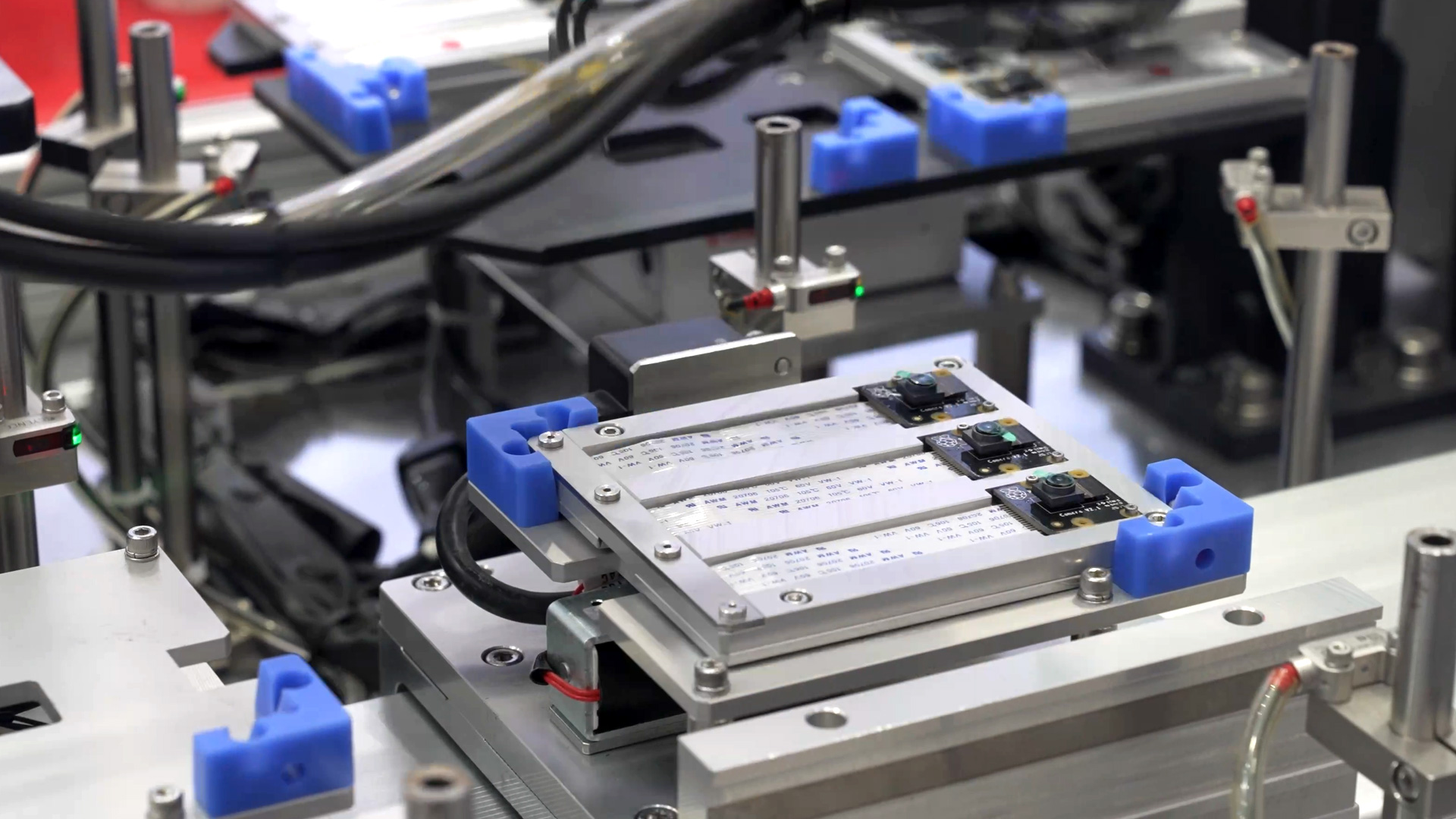 Flachbandkabel Fertigungslinie beziehungsweise Insepktionsanlage Demo Linear Conveyor System