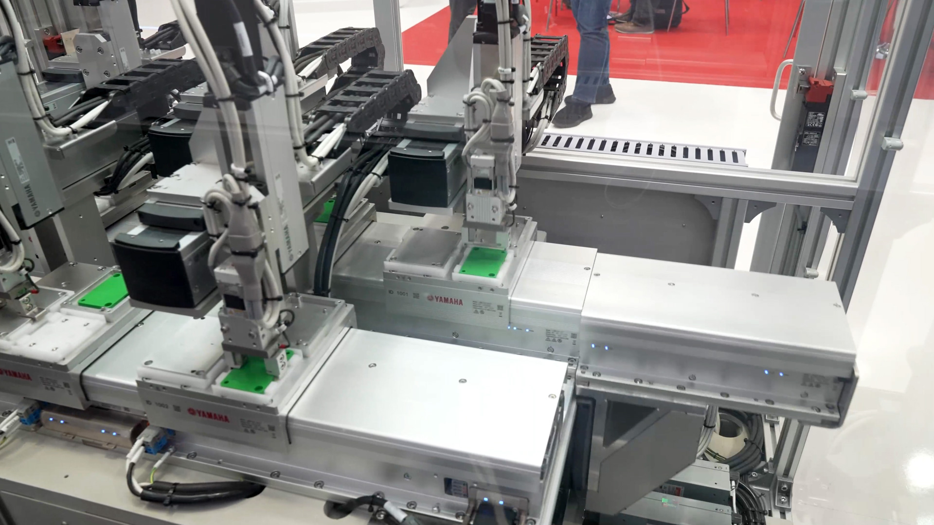 Pick and Place Anwendung als Beispiel fuer Montageautomation