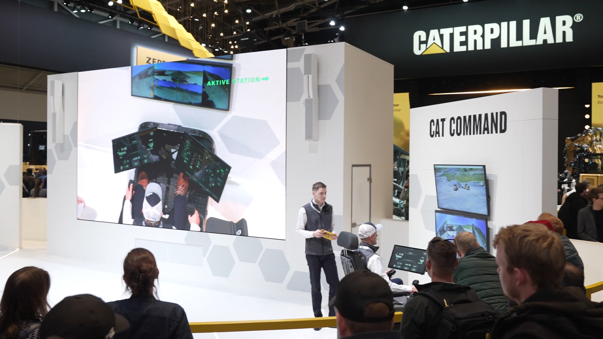 CAT Command innovative Fernsteuerung von Baumaschinen