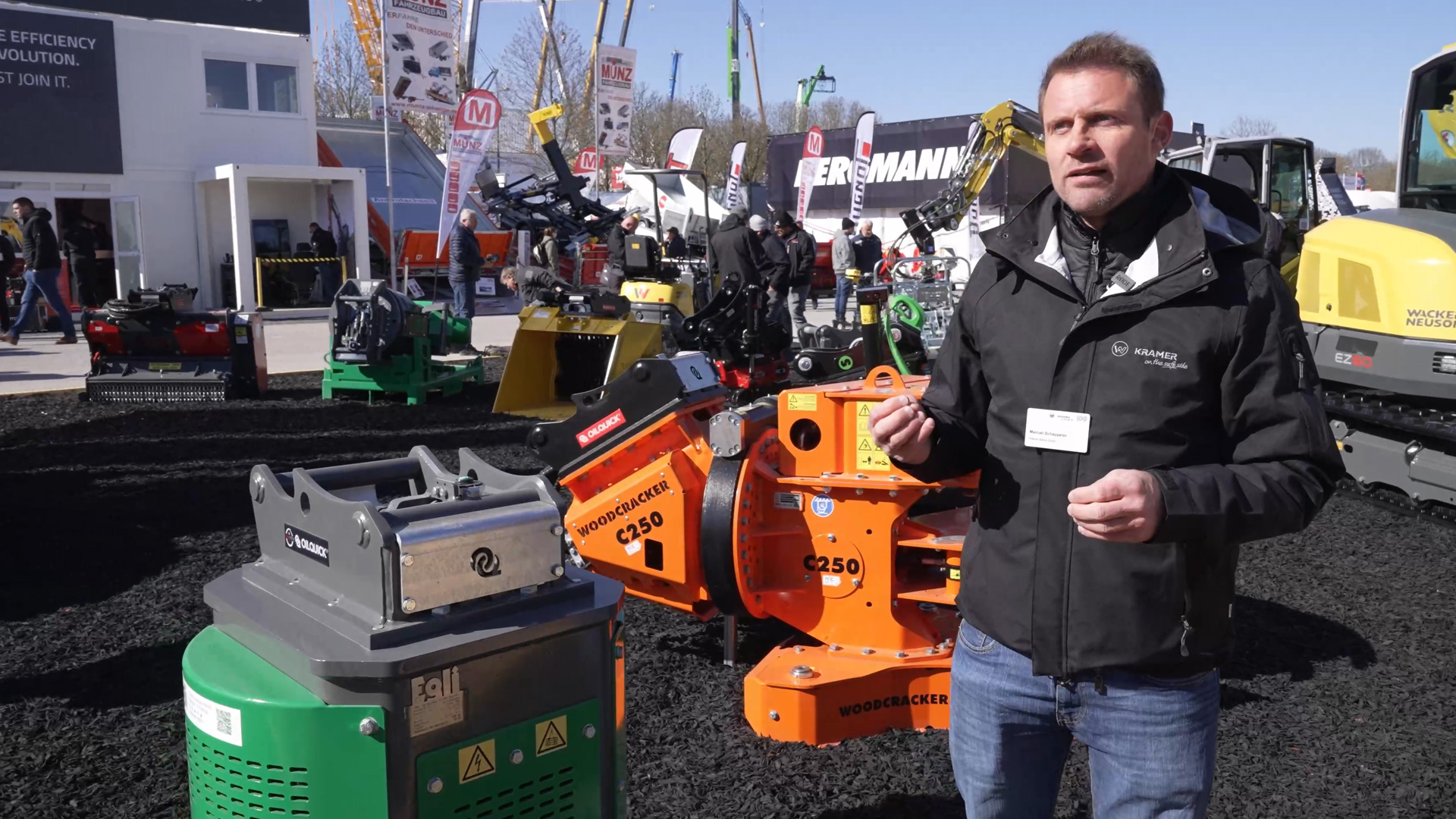 Interview Flaggschiff EW100 Mobilbagger Manuel Schappeler bauma 2025
