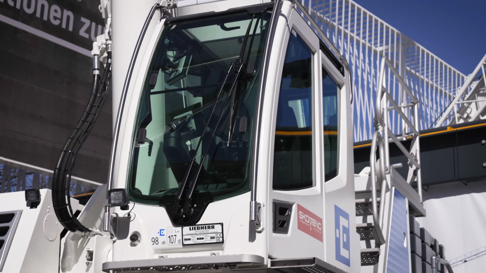 Liebherr MK 120 5 1 E Fahrerkabine