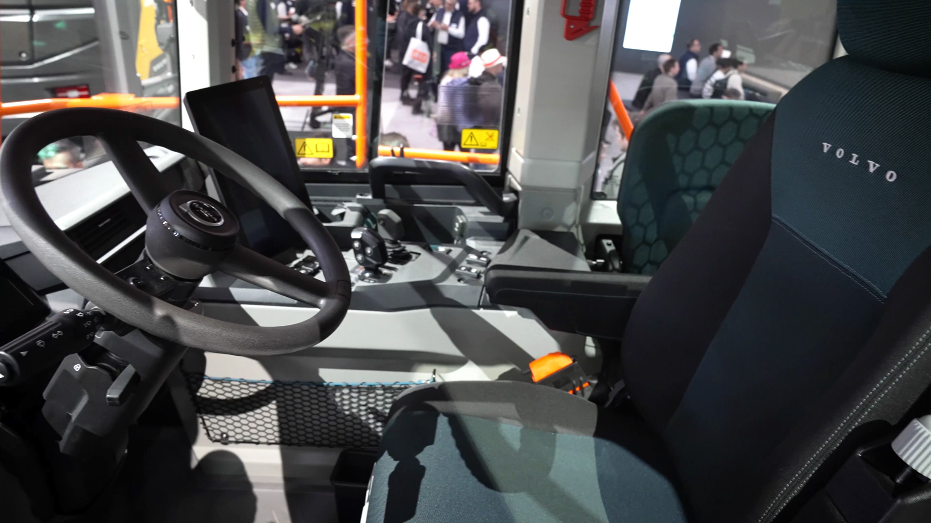 Volvo A30 ElektroDumper neu konstruierte Kabine verbesserte Rundumsicht Ergonomie