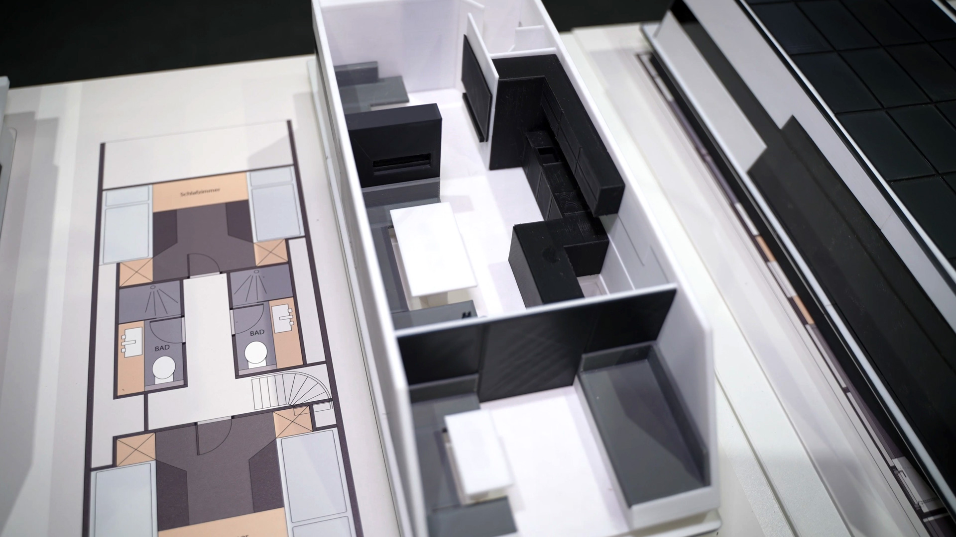 Novaboat Wohnflaeche und Yacht Fahrverhalten