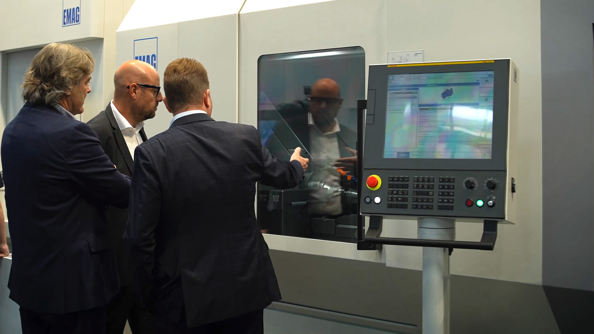 Produktneuheit Drehmaschine EMAG EMO Hannover