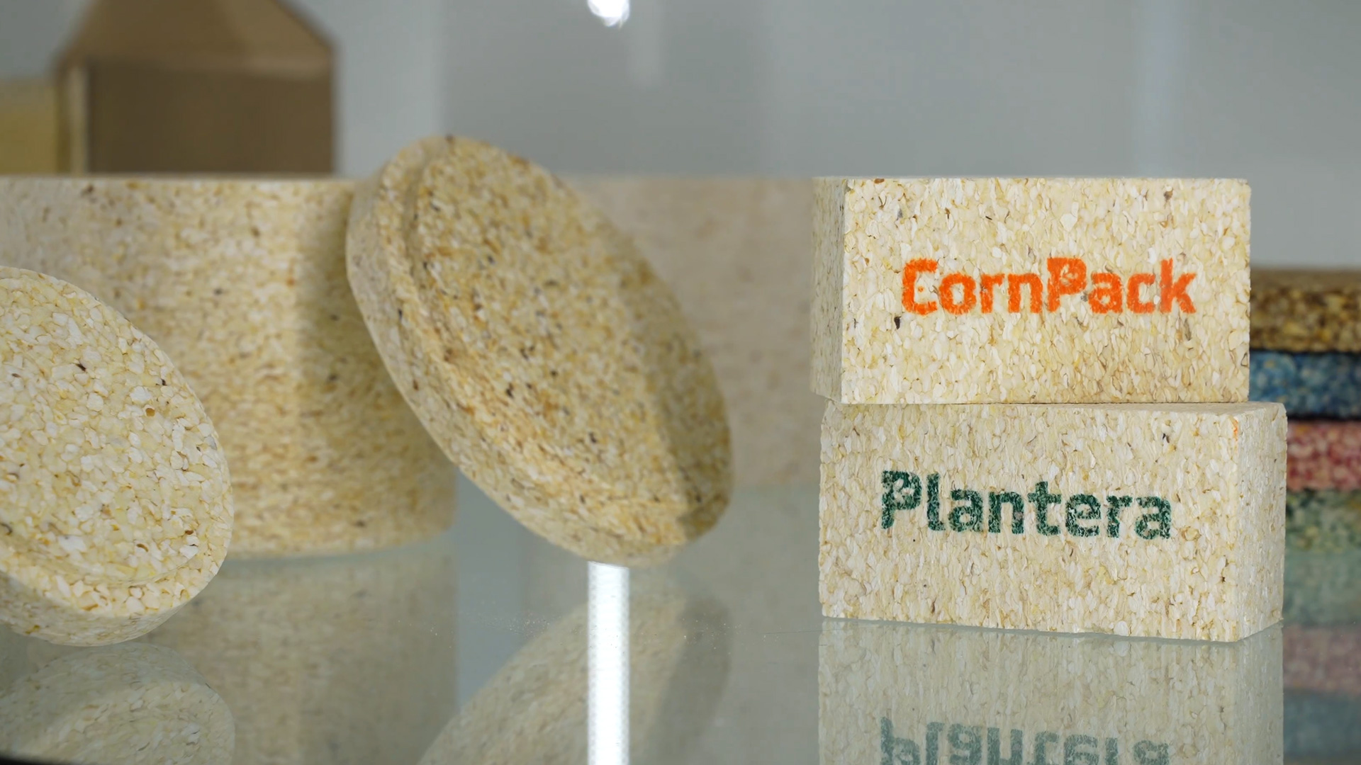 Unbedenkliche Natur Produktverpackung CornPack Plantera