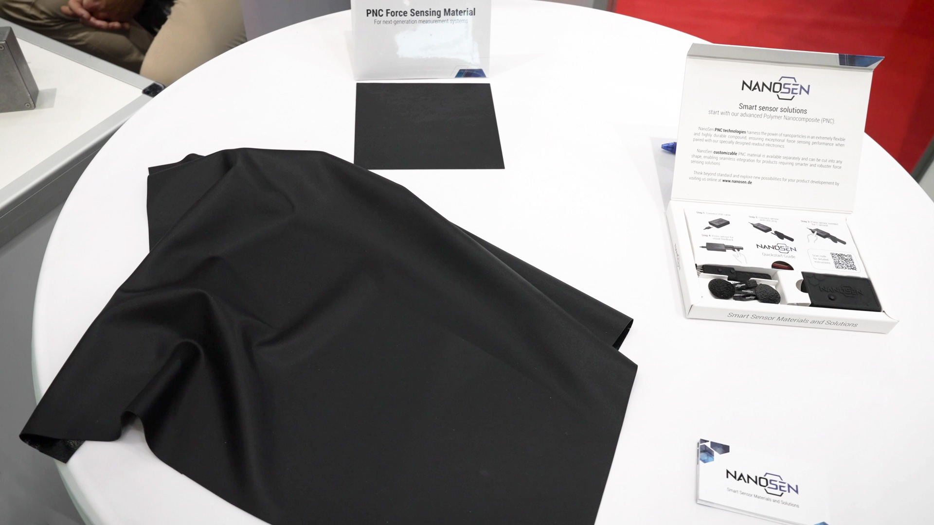 PNC Material Silikon kombiniert piezoresistive und piezokapazitive Eigenschaften