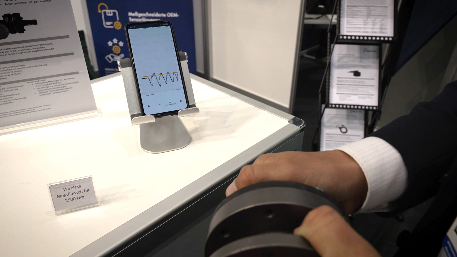 Wireless Messflansch 2500 Nm Melectric Systems sehr einfache Integration und Installation