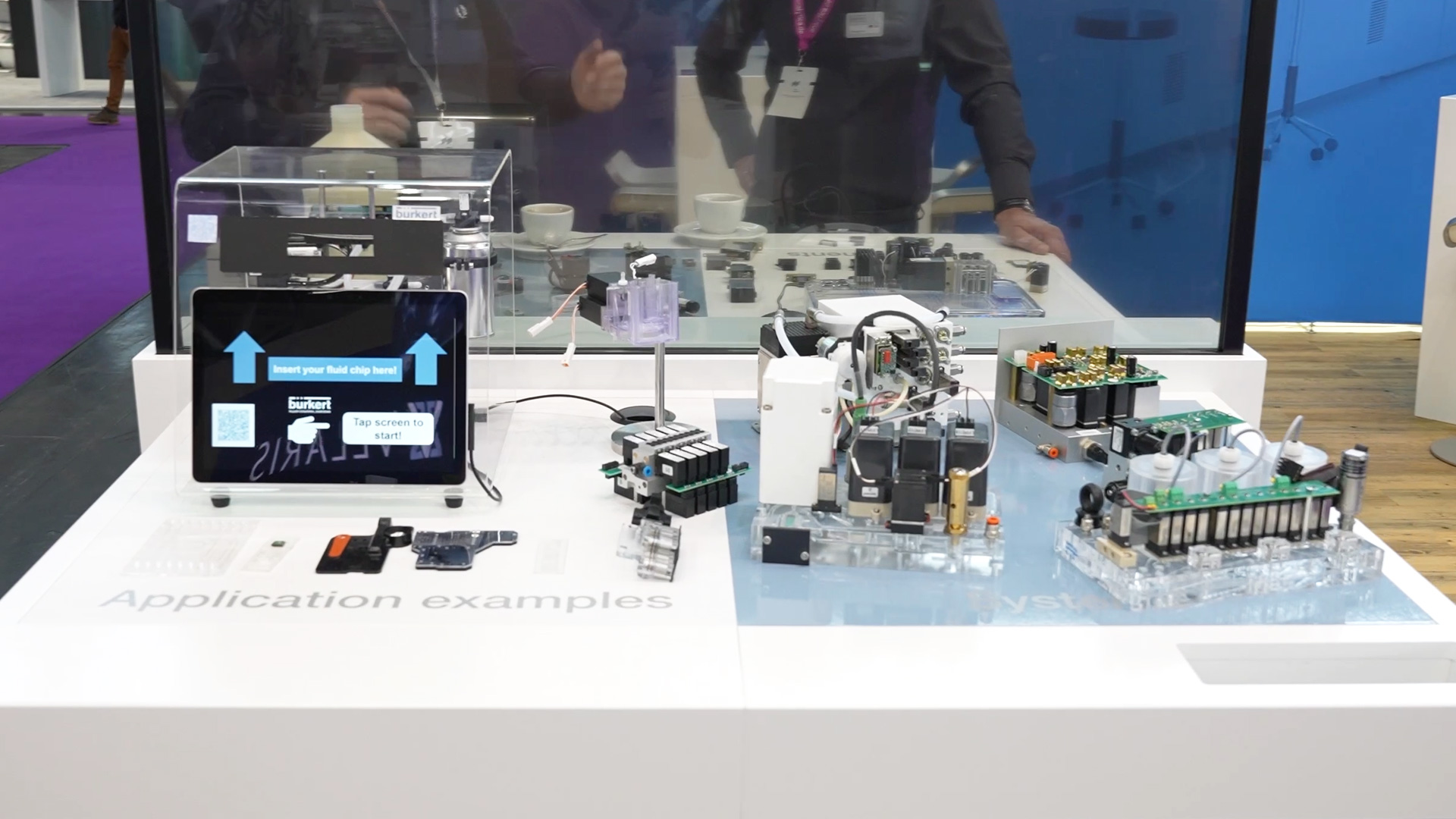 PCR Gerät mit Disposables und Fluidik System