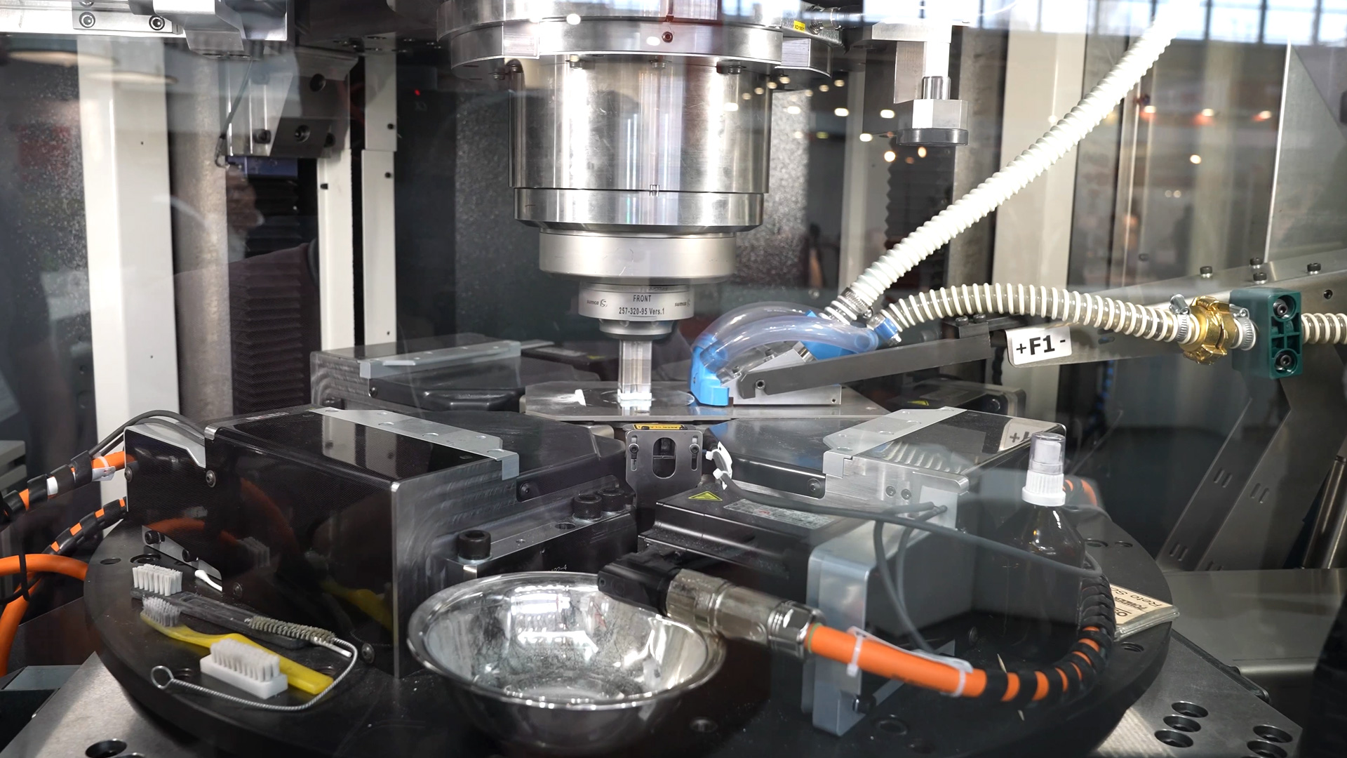 Herstellung Bauteile aus Keramik Hartmetall oder anderen pulverförmigen Werkstoffen