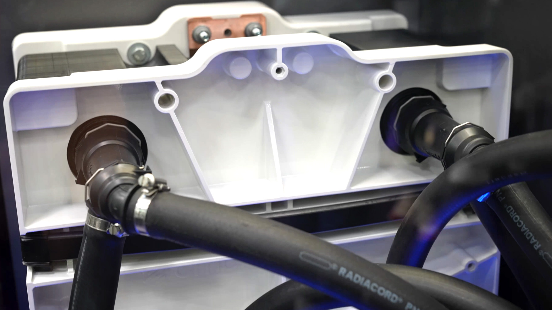 Cmblu entwickelt modulare Flow Batterien für Utility Scale Anlagen