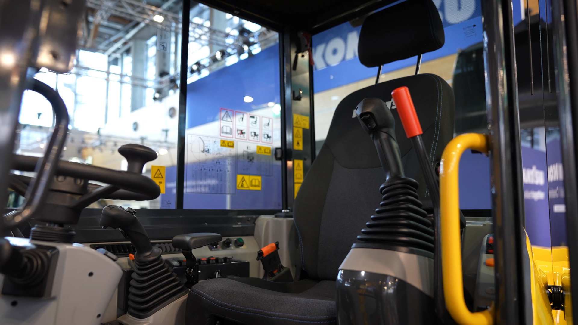 3DMG bringt digitale Maschinensteuerung in kompakte Bagger