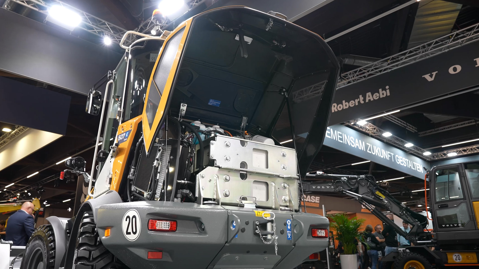 Batterie des L 507 E lässt sich auf 64 kWh verdoppeln