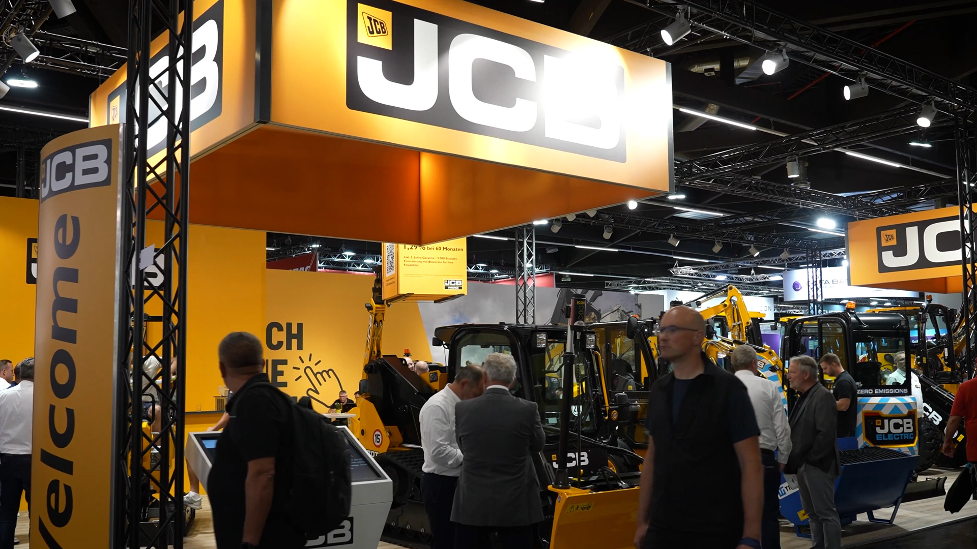 JCB Baumaschinen Neuheiten auf der GaLaBau