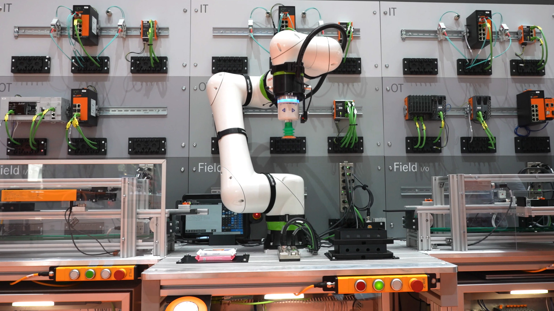 Innovative Smart Factory als Anwendungsbeispiel Lapp