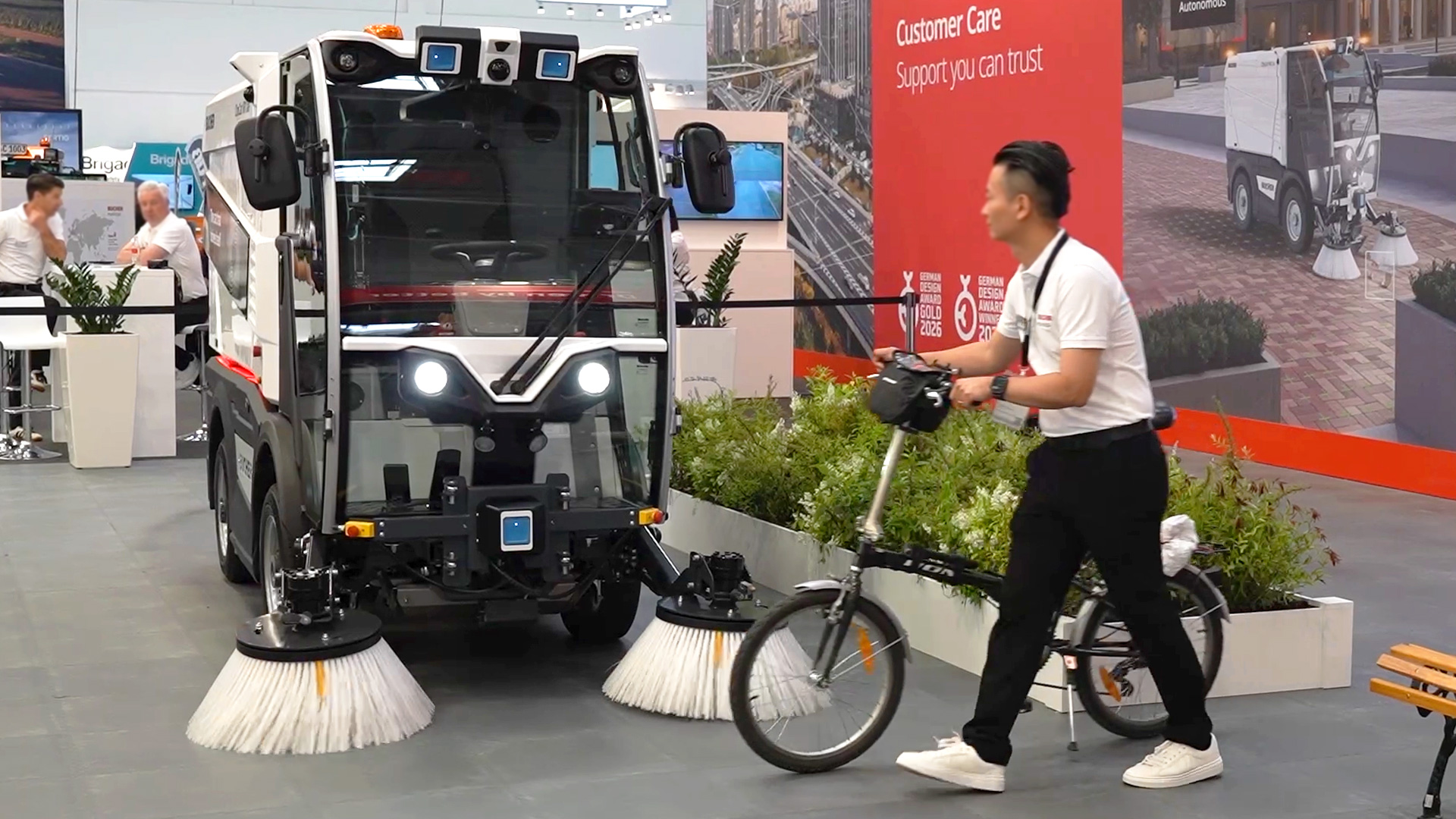 Autonome Kehrmaschine im Spannungsfeld zwischen Technik und Realität