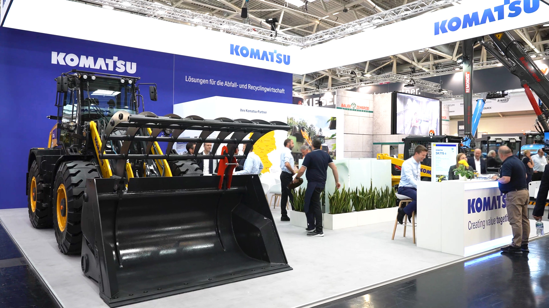 Komatsu Radlader für Industrie, Recyclingwirtschaft und Baustoffhandling auf der Ifat Munich