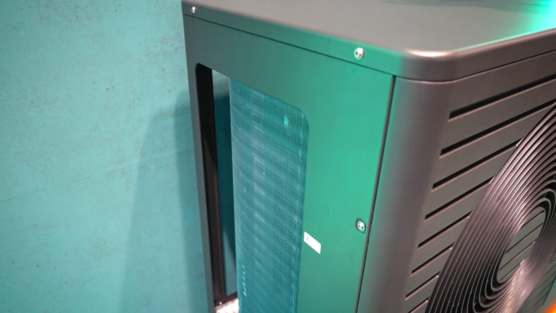 Wärmepumpe für flexible Installation und mit kompakter Bauweise