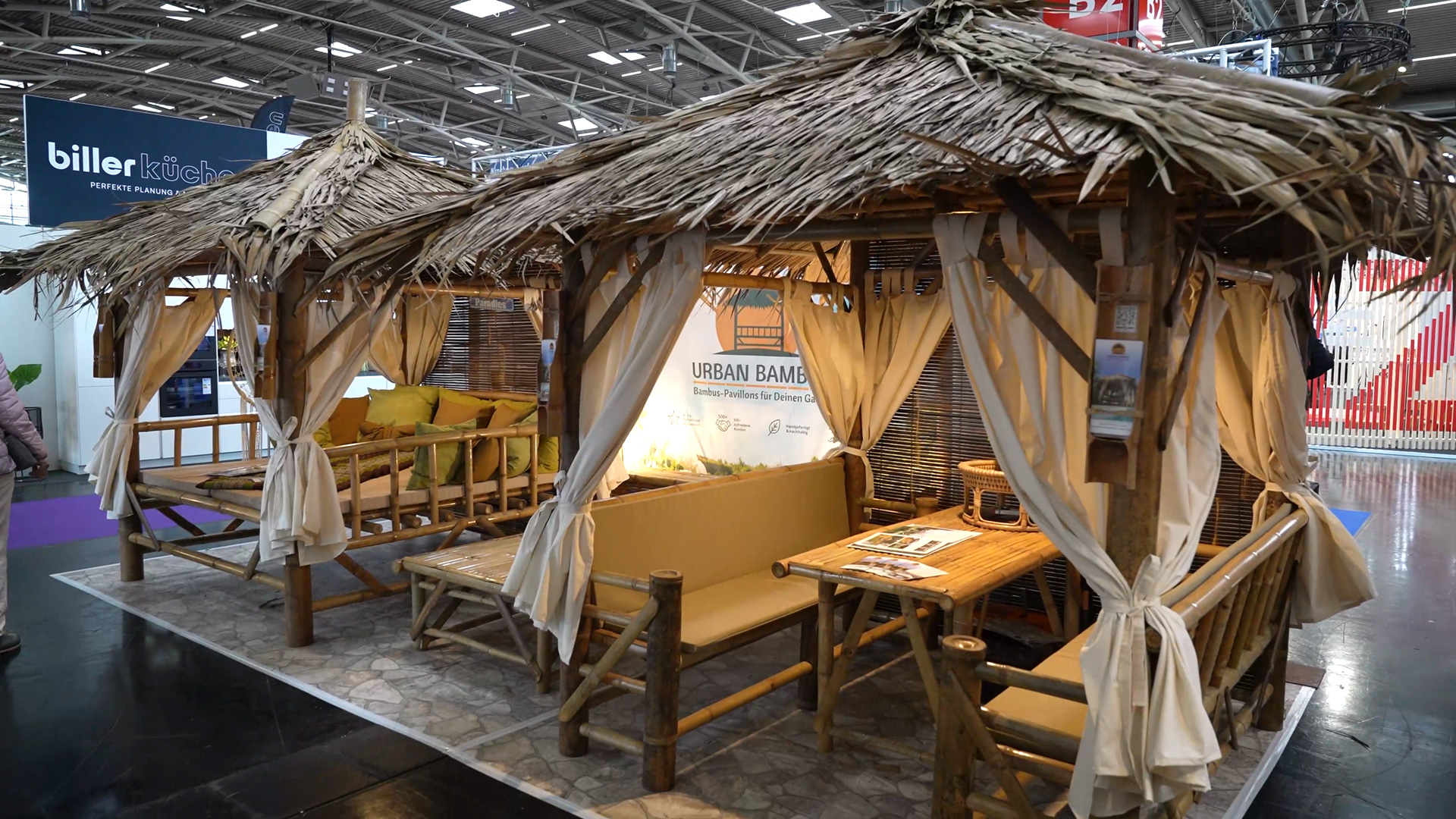 Bambus Pavillon fuer Garten und Lounge IHM Muenchen