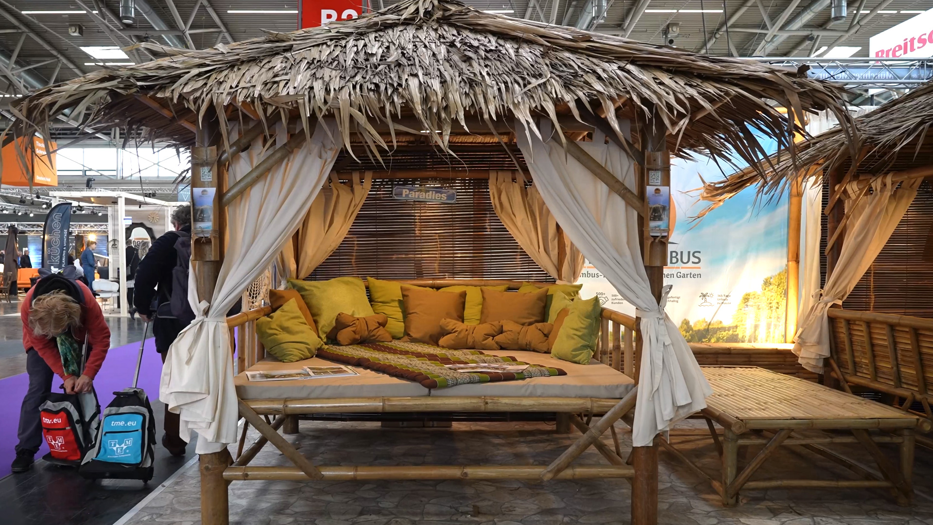 Bambus Sala große Liegefläche Urlaubsfeeling Garten