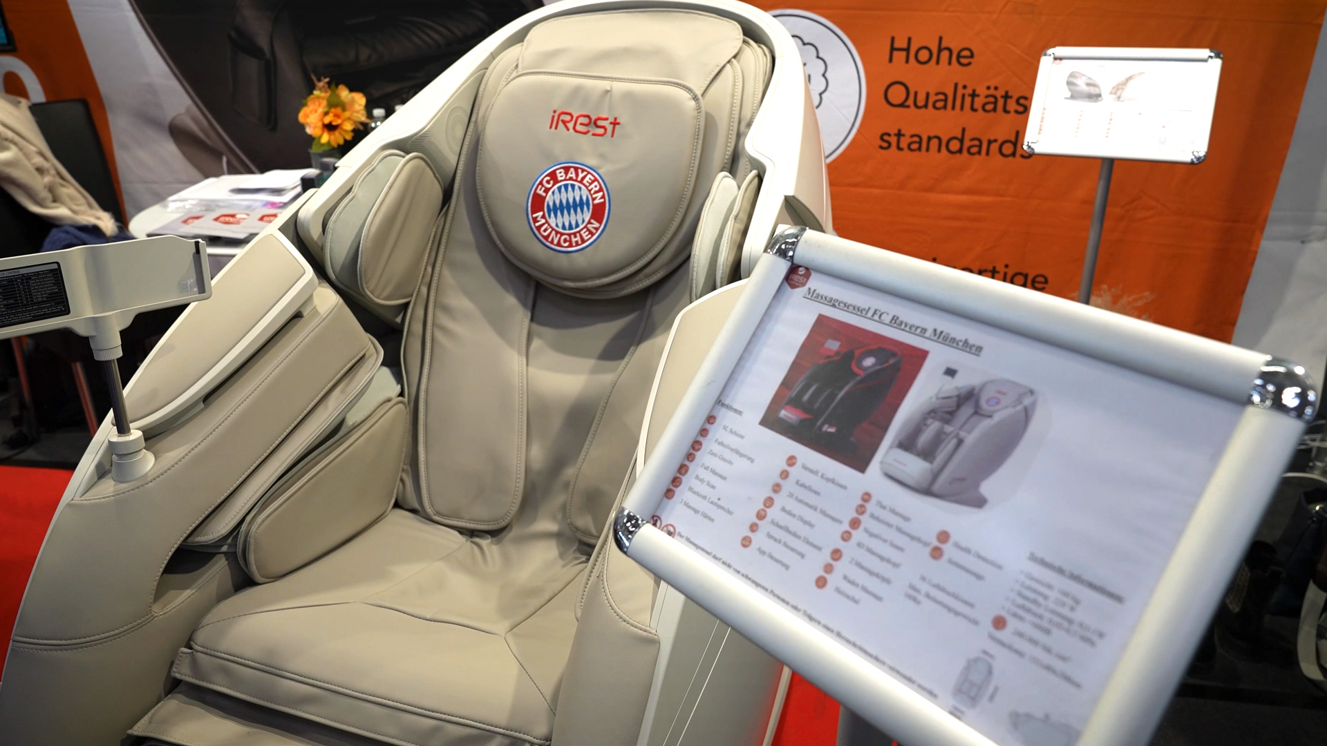Massagesessel iRest Kooperation FC Bayern Muenchen