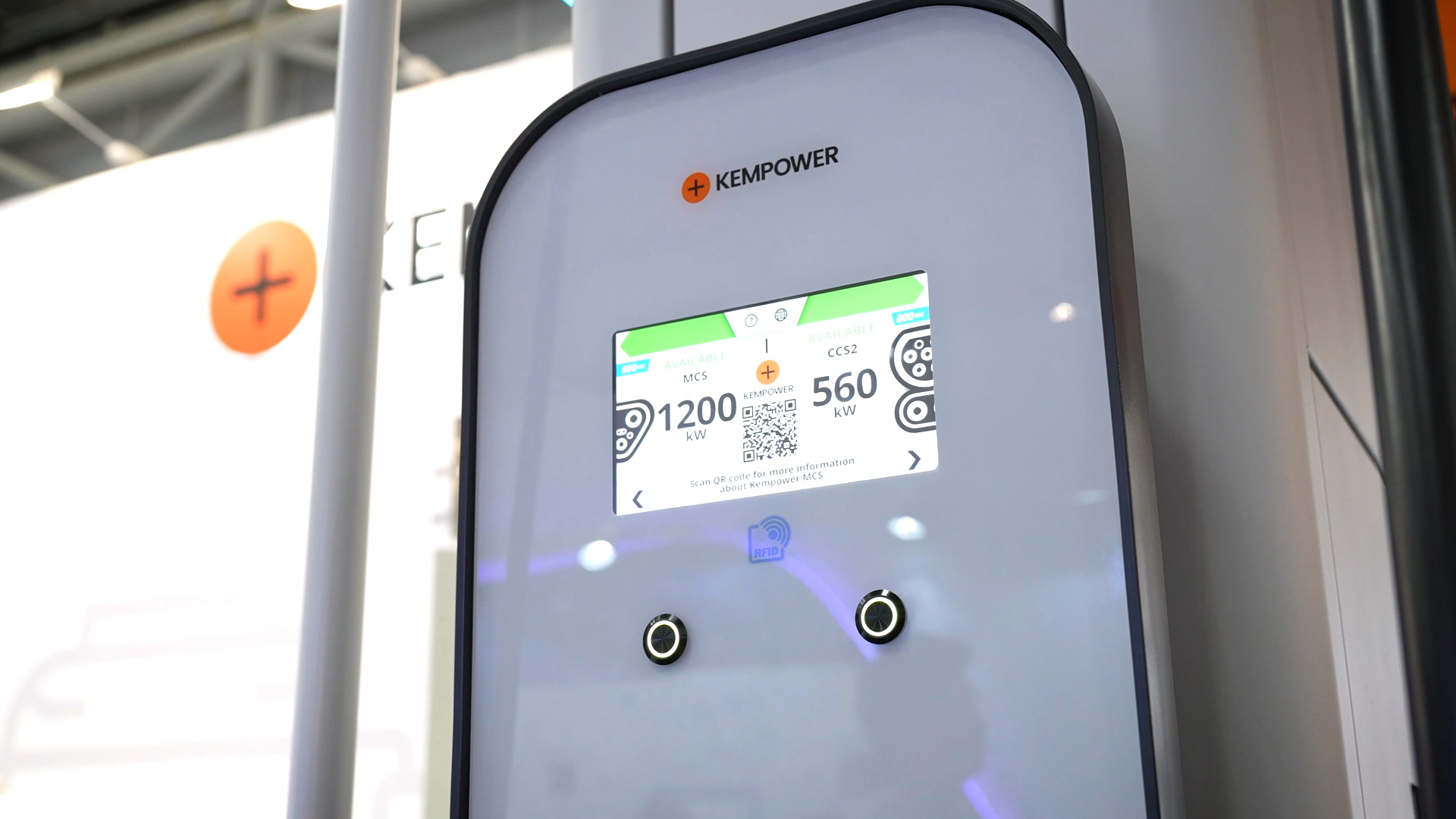 Flex kombiniert CCS und MCS an einem Dispenser
