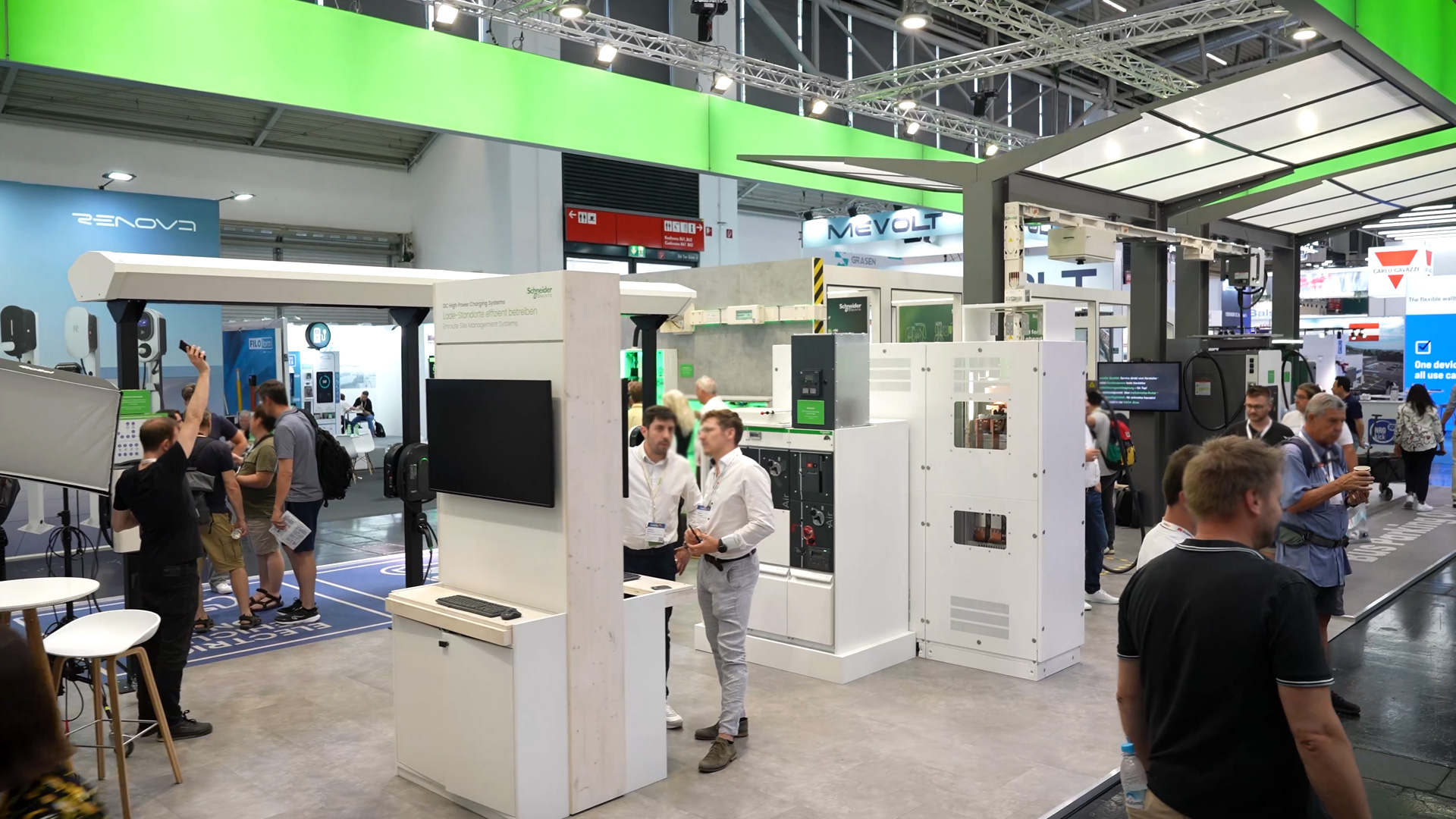 Schneider Electric Neuheiten auf der Power2Drive Europe