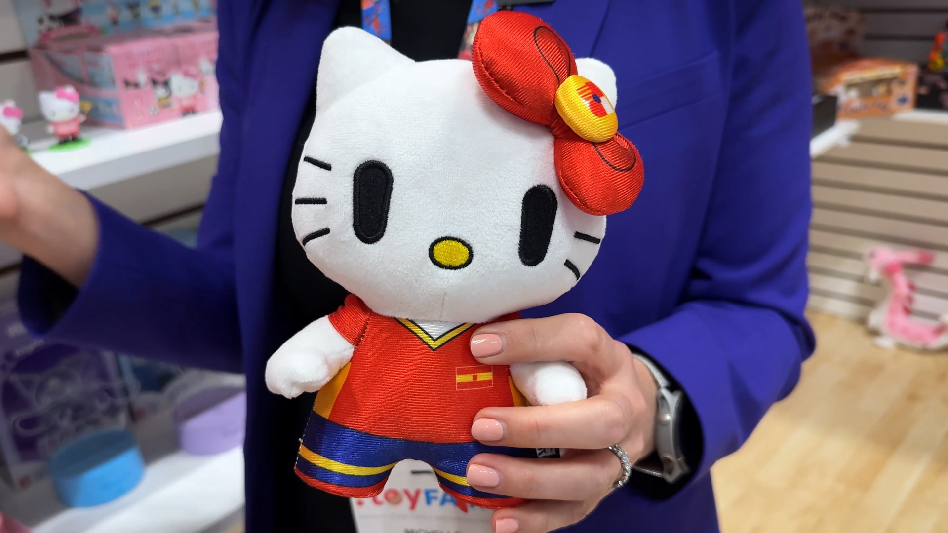 Hello Kitty als Soccer Spieler Yume Designer Plush