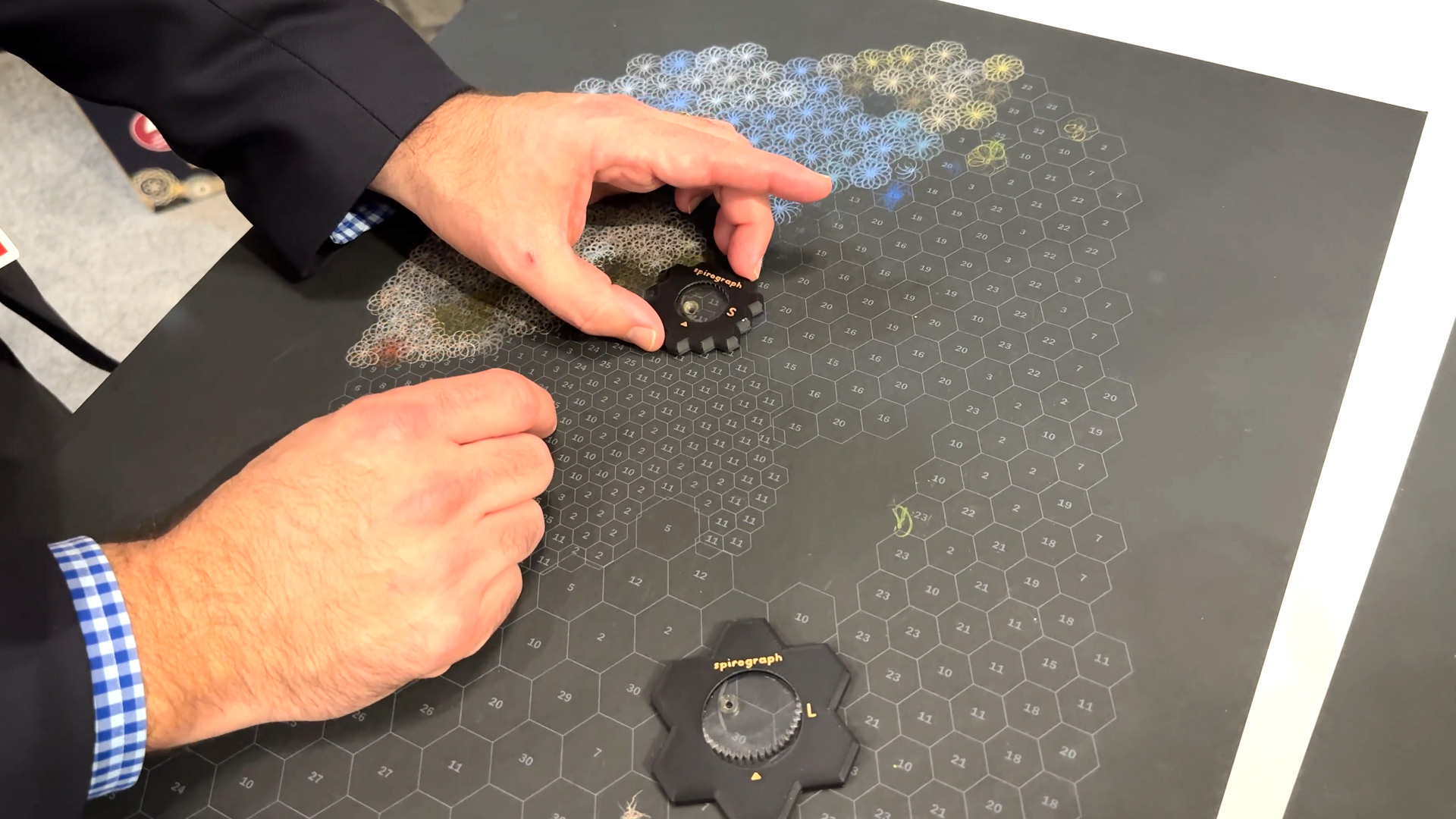 Spirograph als Kunstprojekt mit Anleitung